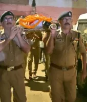 Ballia News : आरक्षी परितोष मिश्रा को नम आंखों से अंतिम विदाई, एसपी ओमवीर सिंह ने दिया कंधा