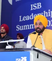भगवंत मान की मौजूदगी में ISB ने लीडरशिप समिट 2026 में मनाई सिल्वर जुबली
