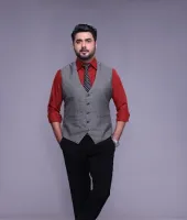 ‘हमारी राधा’ के लिए सेट पर पहुंचे प्रशंसक, गिरधर के विश्वासघात के खिलाफ किया प्रदर्शन