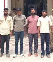बलिया में फोटोग्राफरों से DSLR कैमरा लूटने वाले चार आरोपी गिरफ्तार, कैमरे और बाइक बरामद