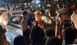 प्रयागराज में नसबंदी के दौरान महिला की मौत, परिजनों का हंगामा, सड़क जाम