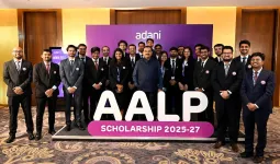 अदाणी ग्रुप ने शीर्ष बिजनेस स्कूलों के छात्रों के लिए 24 पूर्ण छात्रवृत्तियों की घोषणा
