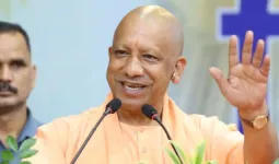 होली पर सीएम योगी ने दी प्रदेशवासियों को शुभकामनाएं, कहा– योजनाओं की घोषणा नहीं, प्रभावी क्रियान्वयन सरकार की प्राथमिकता