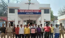 Ballia News : पुलिस ने 12 जुआरियों को किया गिरफ्तार, 83 हजार नकद व 5 बाइक बरामद