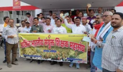 Ballia News : ‘शिक्षक की पाती’ भेजकर AIJTF ने TET अनिवार्यता का किया विरोध