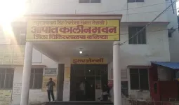 बलिया में दो पक्षों में मारपीट और चाकूबाजी, युवक समेत तीन जिला अस्पताल रेफर