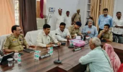 सम्पूर्ण समाधान दिवस में डीएम-एसपी ने सुनीं जनसमस्याएं, 150 में 10 मामलों का मौके पर निस्तारण