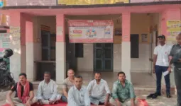 बांसडीह सीएचसी में डॉक्टर से मारपीट के विरोध में ओपीडी ठप, मुकदमा दर्ज होने पर बहाल