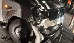 देवरिया में तेज रफ्तार कार की टक्कर से बाइक सवार दो युवकों की मौत, शादी का कार्ड बांटकर लौट रहे थे