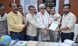 बलिया में गेहूं क्रय केंद्रों के संचालन को लेकर कांग्रेस ने उठाई मांग