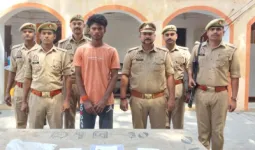 25 हजार का इनामी बदमाश गिरफ्तार, लूट का सामान और तमंचा बरामद
