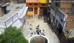 Ballia Crime News : पुरानी रंजिश में दो पक्षों के बीच खूनी संघर्ष, किशोर समेत कई घायल