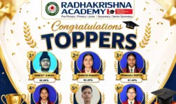 सीबीएसई 12वीं में राधाकृष्ण एकेडमी का शानदार प्रदर्शन, इस्मीत सिंह बने स्कूल टॉपर