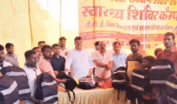 अयोध्या में श्रद्धालुओं के लिए ओआरएस वितरण अभियान शुरू
