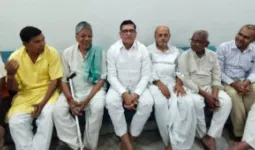 महायज्ञ में दिए गए बयान पर गरमाई राजनीति, भाजपा नेता अजय सिंह का सपा नेता पर पलटवार
