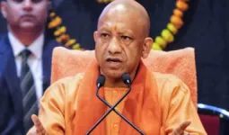 UP News: 38 आईएएस अधिकारियों के तबादले, कई जिलों में नए डीएम तैनात