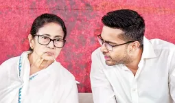 टीएमसी-कांग्रेस विलय की अटकलें तेज, नेताओं की मुलाकातों ने बढ़ाई राजनीतिक चर्चा