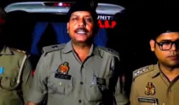 खड़सरा बाजार में दिनदहाड़े लूट से दहशत, बदमाशों की तलाश में पुलिस की तीन टीमें सक्रिय