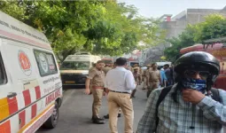 Lucknow Fire Tragedy: 14 मिनट में पहुंचीं 22 एंबुलेंस, अलर्ट मोड पर रहीं 108-102 सेवाएं; दो घायलों का इलाज जारी