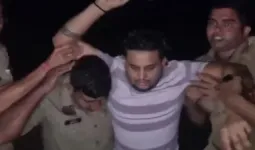 Firozabad Crime News :  शादी से इनकार पर डेढ़ साल के मासूम की हत्या, पुलिस मुठभेड़ में आरोपी गिरफ्तार