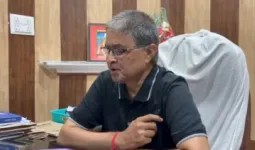Ballia News : अविनाश प्रजापति की मौत पर CMO का बयान, कहा- ट्रॉमा सेंटर में चार डॉक्टरों ने किया था परीक्षण