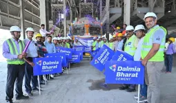 डालमिया भारत ने चुनार ग्राइंडिंग यूनिट से शुरू किया पहला सीमेंट डिस्पैच, उत्तर भारत में मजबूत होगी पकड़