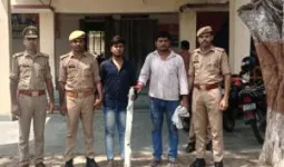 हत्या के प्रयास के मामले में दो आरोपी गिरफ्तार, घटना में प्रयुक्त डंडा बरामद