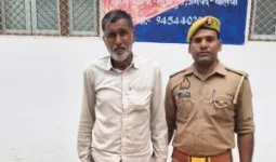 बलिया: हत्या के प्रयास के आरोपी को पुलिस ने किया गिरफ्तार, निशानदेही पर गड़ासा बरामद