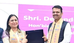अदाणी इंस्टीट्यूट का 17वां दीक्षांत समारोह, सीएम देवेंद्र फडणवीस को मानद डी.लिट. की उपाधि