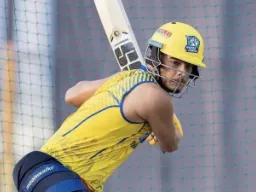 30 लाख से 14.20 करोड़ तक का सफर: अमेठी के प्रशांत वीर ने IPL ऑक्शन में मचाया धमाल, CSK को मिला जडेजा का संभावित उत्तराधिकारी?