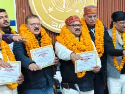 बलिया विकास भवन कर्मचारी महासंघ: द्विवार्षिक अधिवेशन में नवनिर्वाचित पदाधिकारियों ने ली पद व गोपनीयता की शपथ