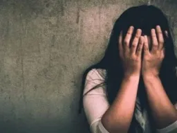 बलिया : शौच के लिए गई महिला से दुष्कर्म, आरोपी ने दी गोली मारने की धमकी