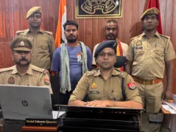 बलिया में युवक ने खुद को मारी गोली, विरोधियों को फंसाने की साजिश का खुलासा