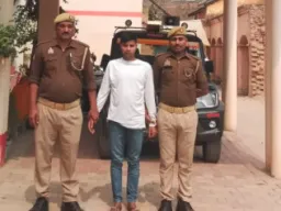 Ballia News : लाठी-डंडे और लोहे की रॉड से पीटकर युवक की हत्या, आरोपी गिरफ्तार