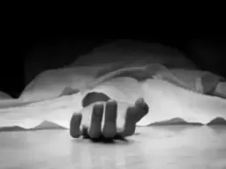 बलिया में पत्नी की हत्या: डंडे से पीटकर मार डाला, रातभर शव के पास बैठा रहा पति, गिरफ्तार