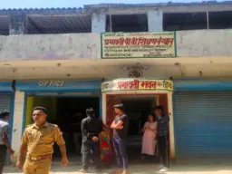 Lucknow : स्कूल में घुसकर प्रिंसिपल को गोली मारने से सनसनी, हालत गंभीर