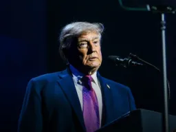 Trump on Strait of Hormuz : ईरान से समझौते तक होर्मुज जलडमरूमध्य पर नियंत्रण रखेगा अमेरिका : ट्रंप