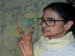 कोलकाता : पश्चिम बंगाल विधानसभा चुनाव में रिकॉर्ड मतदान, दूसरे चरण में 91.62% वोटिंग