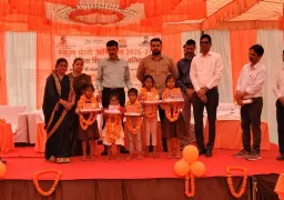 बलिया में स्कूल चलो अभियान का आगाज, 6 से 14 वर्ष के बच्चों के शत-प्रतिशत नामांकन का लक्ष्य