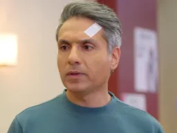 ‘यादें’ में बड़ा मोड़: डॉक्टर का पद छोड़ने के बाद इंटर्न्स के सहायक बनेंगे डॉ. देव