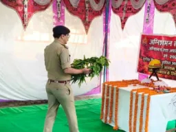 मुंबई में शहीद 66 फायरमैन को बलिया पुलिस ने दी श्रद्धांजलि, अग्नि सुरक्षा सप्ताह शुरू