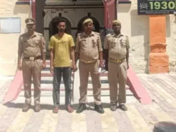 उभांव पुलिस को सफलता, एससी/एसटी एक्ट व बीएनएस मामले में वांछित अभियुक्त गिरफ्तार