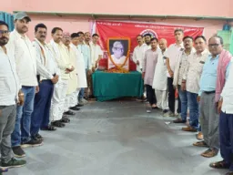 बलिया में ठाकुर बीएन सिंह की पुण्यतिथि पर श्रद्धांजलि सभा आयोजित