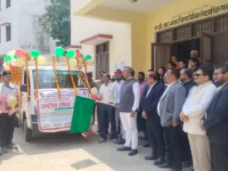 बलिया में 9 मई को लगेगी राष्ट्रीय लोक अदालत, प्रचार वाहन को दिखाई गई हरी झंडी