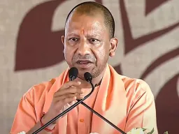 सड़कों पर नमाज की इजाजत नहीं, कानून सबके लिए समान : सीएम योगी