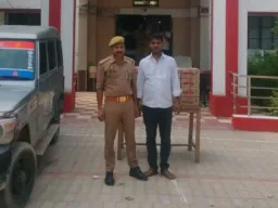 अवैध शराब से भरी बोलेरो के साथ तस्कर गिरफ्तार, 144 लीटर शराब बरामद
