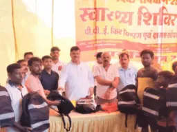 अयोध्या में श्रद्धालुओं के लिए ओआरएस वितरण अभियान शुरू