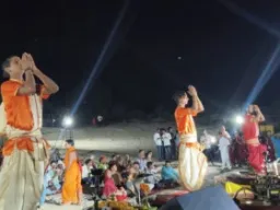 गंगा दशहरा पर भृगु काशी में भव्य गंगा महाआरती, श्रद्धा और वैदिक मंत्रों से गूंजा घाट