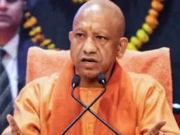 UP News: 38 आईएएस अधिकारियों के तबादले, कई जिलों में नए डीएम तैनात