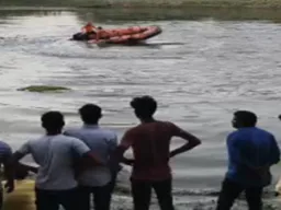 Lucknow News : गोमती नदी में नहाने के दौरान युवक की डूबकर मौत, तीन घंटे बाद मिला शव